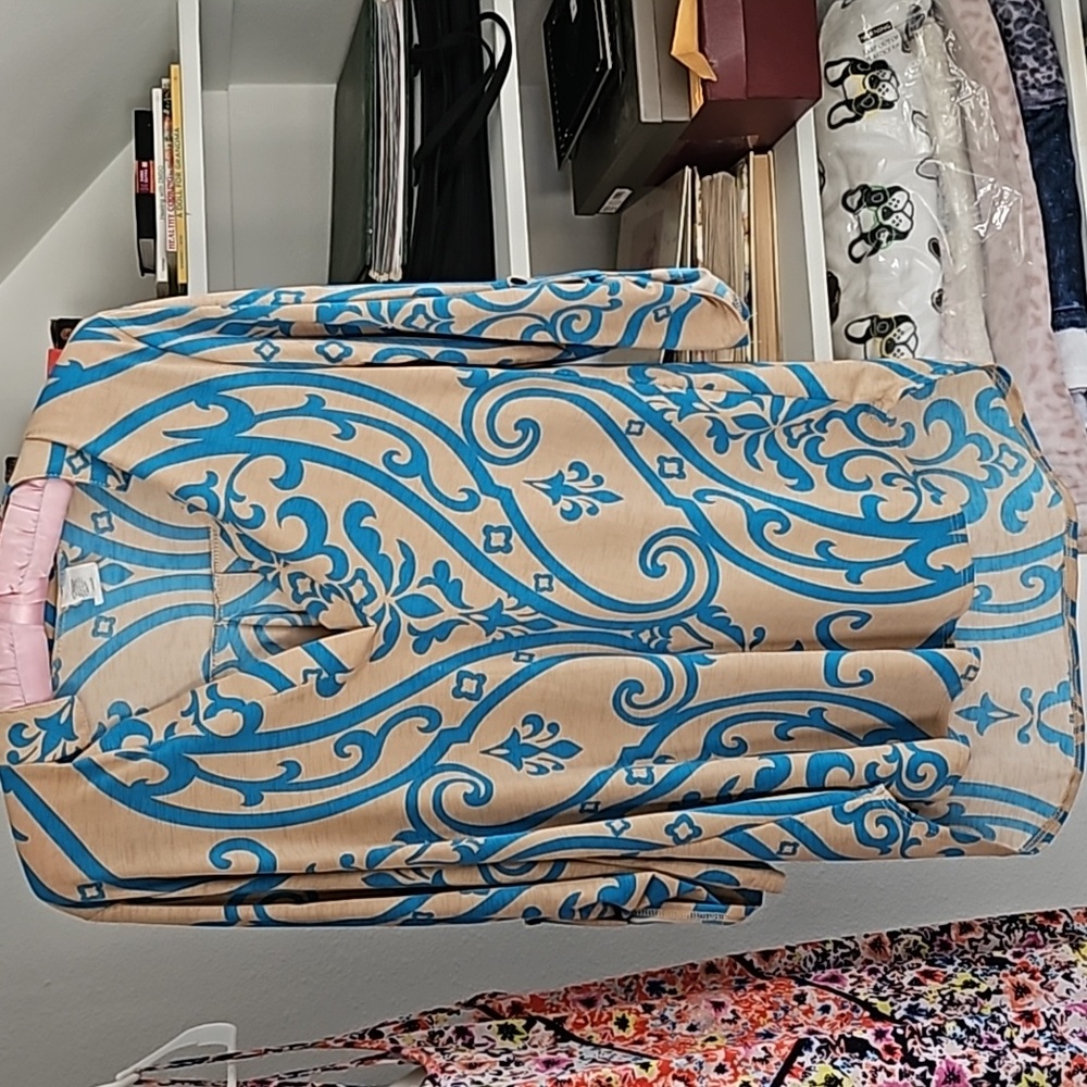 Ladies shirt size small